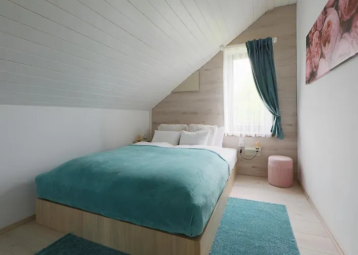 Pensión Lotti Residnece Familyar 3*